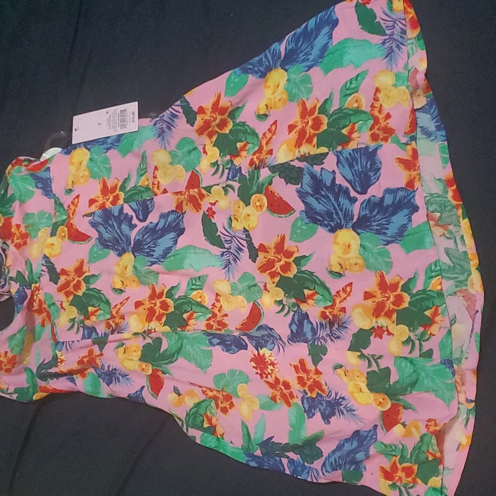 Floral Top Wild Fable Small sleeveless Sun top - Picture 4 of 4